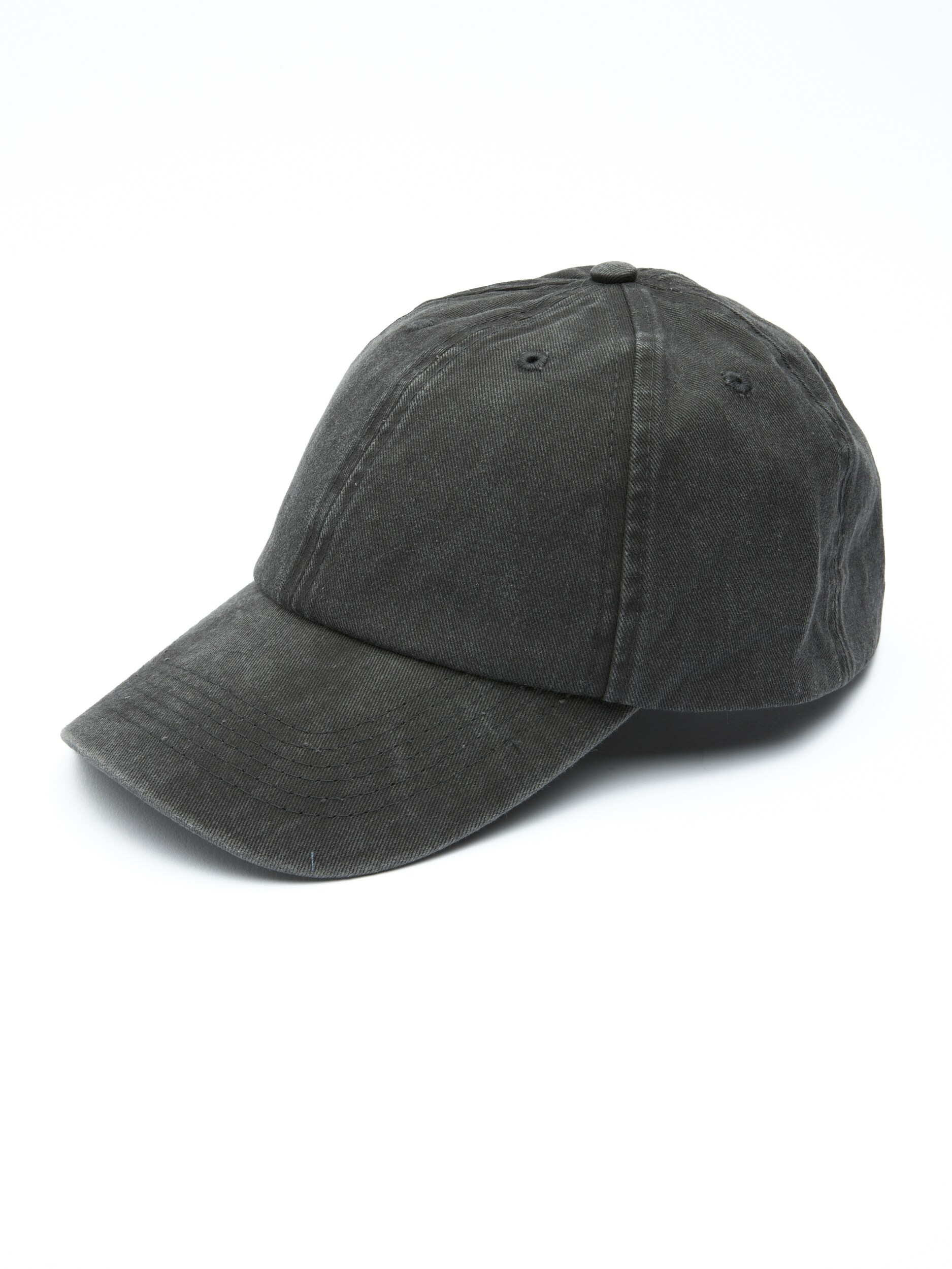 
PAUS, 
STONEWASHED CAP, 
Detail 1
