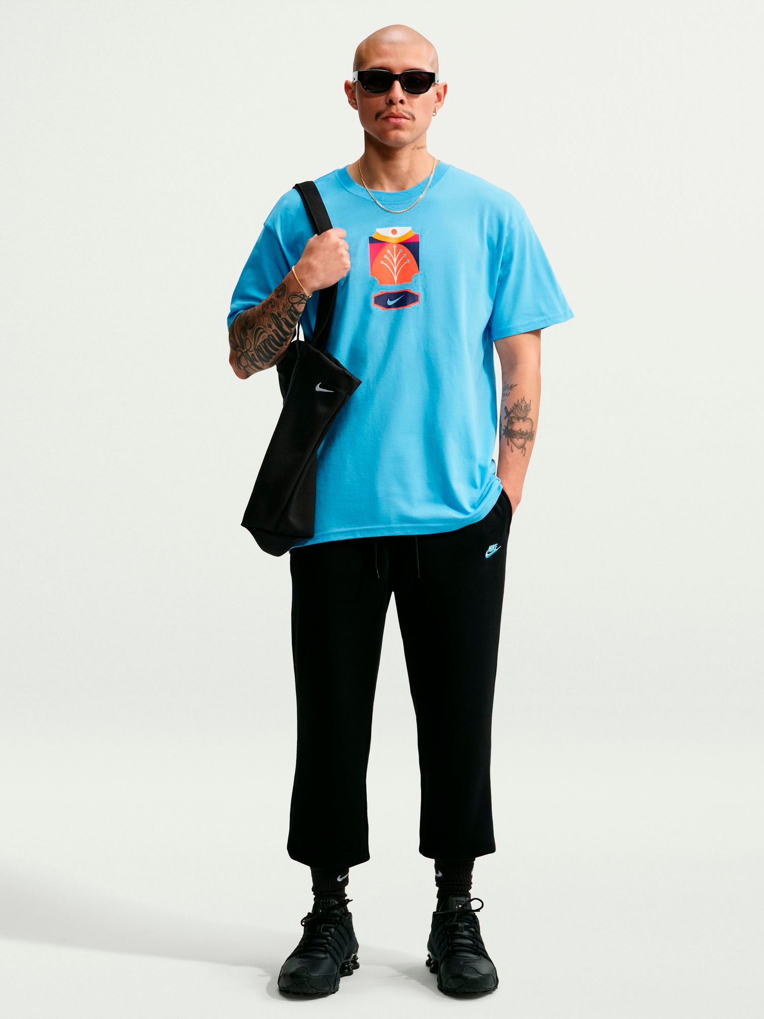 
NIKE, 
M NIKE CLUB JOGGERS, 
Detail 1
