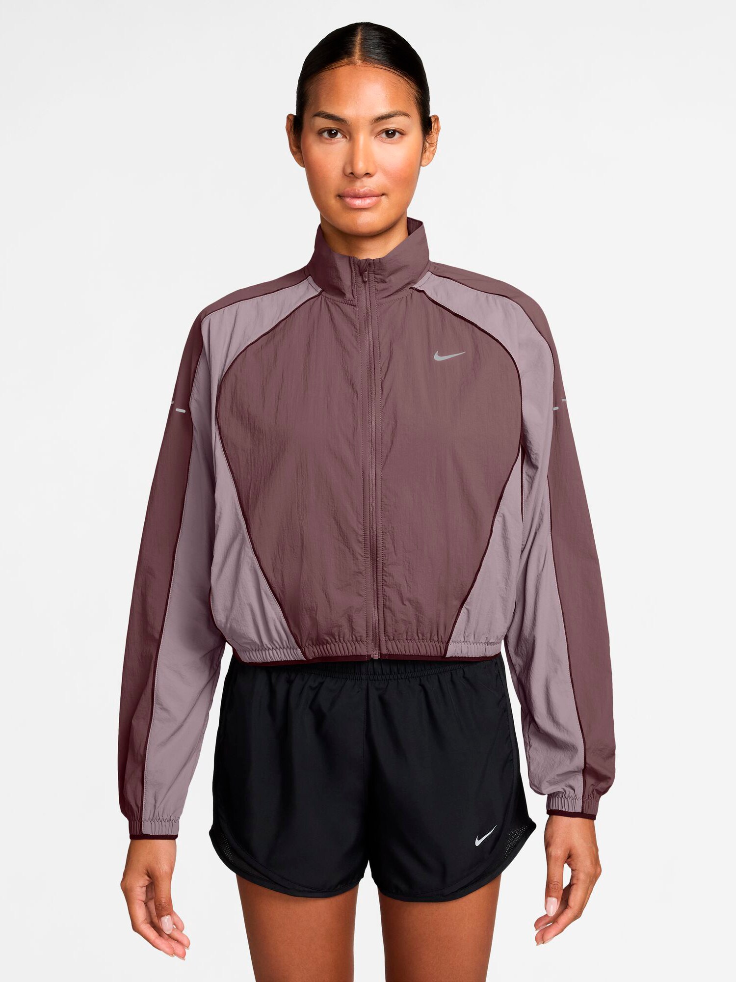 
NIKE, 
W SWIFT UV REPEL JACKET NV, 
Detail 1
