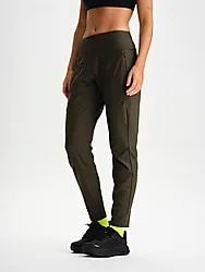 W Run Stretch Pant - Forest Green Model01 Small1x1