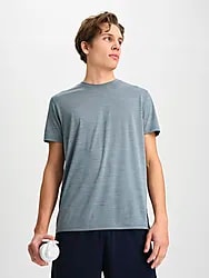 M Tech Tee Re - ROOF GREY MEL Model01 Small1x1