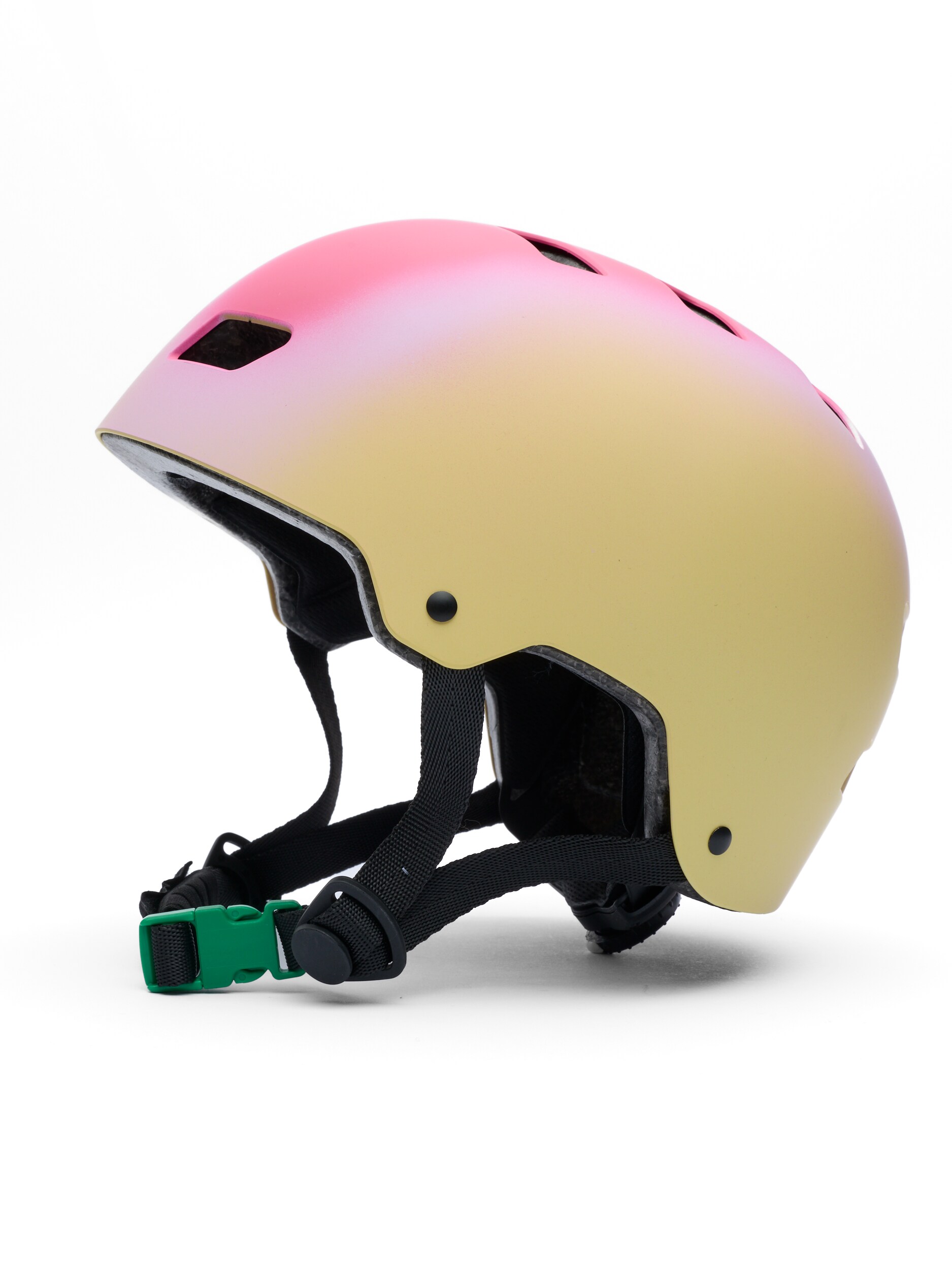 
REVOLUTION, 
SKATE HELMET, 
Detail 1
