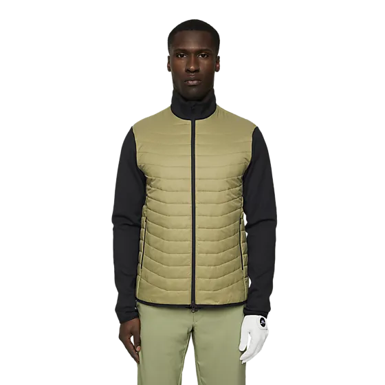 401293104101 J LINDEBERG Holden Quilt Hybrid Jacket 401293104101 J LINDEBERG Holden Quilt Hybrid Jacket Model01 Detail