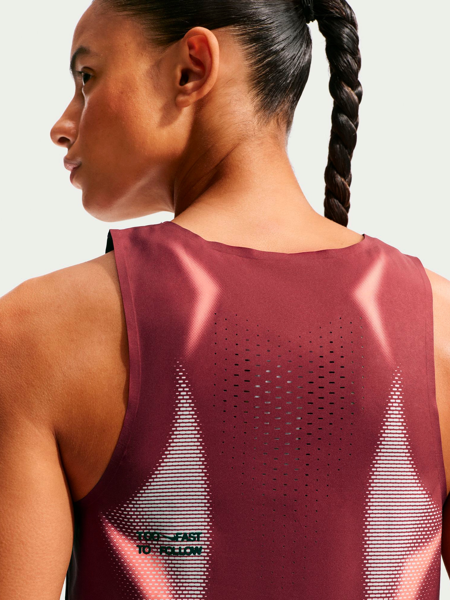 NIKE, W NK AEROSWIFT DFADV CROP TANK GX
