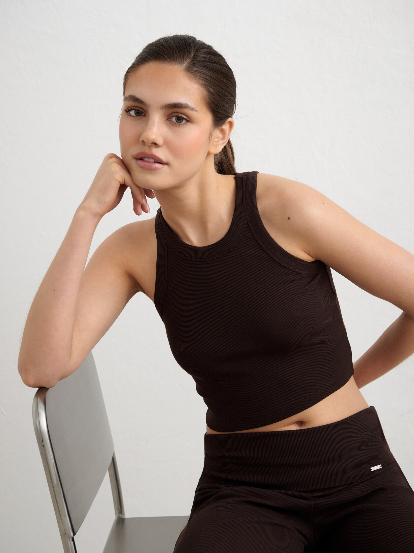 
AIM&acute;N, 
Ease Ribbed Tank Top, 
Detail 1

