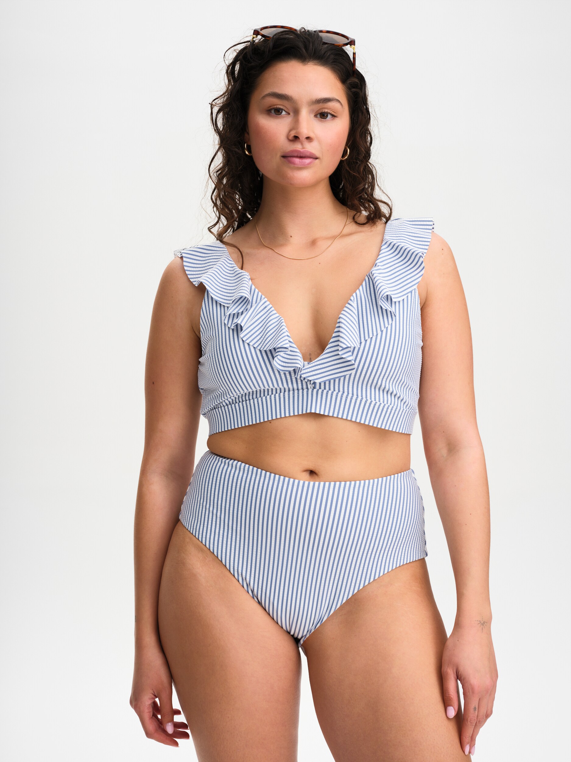 
RACE MARINE, 
W ANTHEA HIGH BRIEF, 
Detail 1
