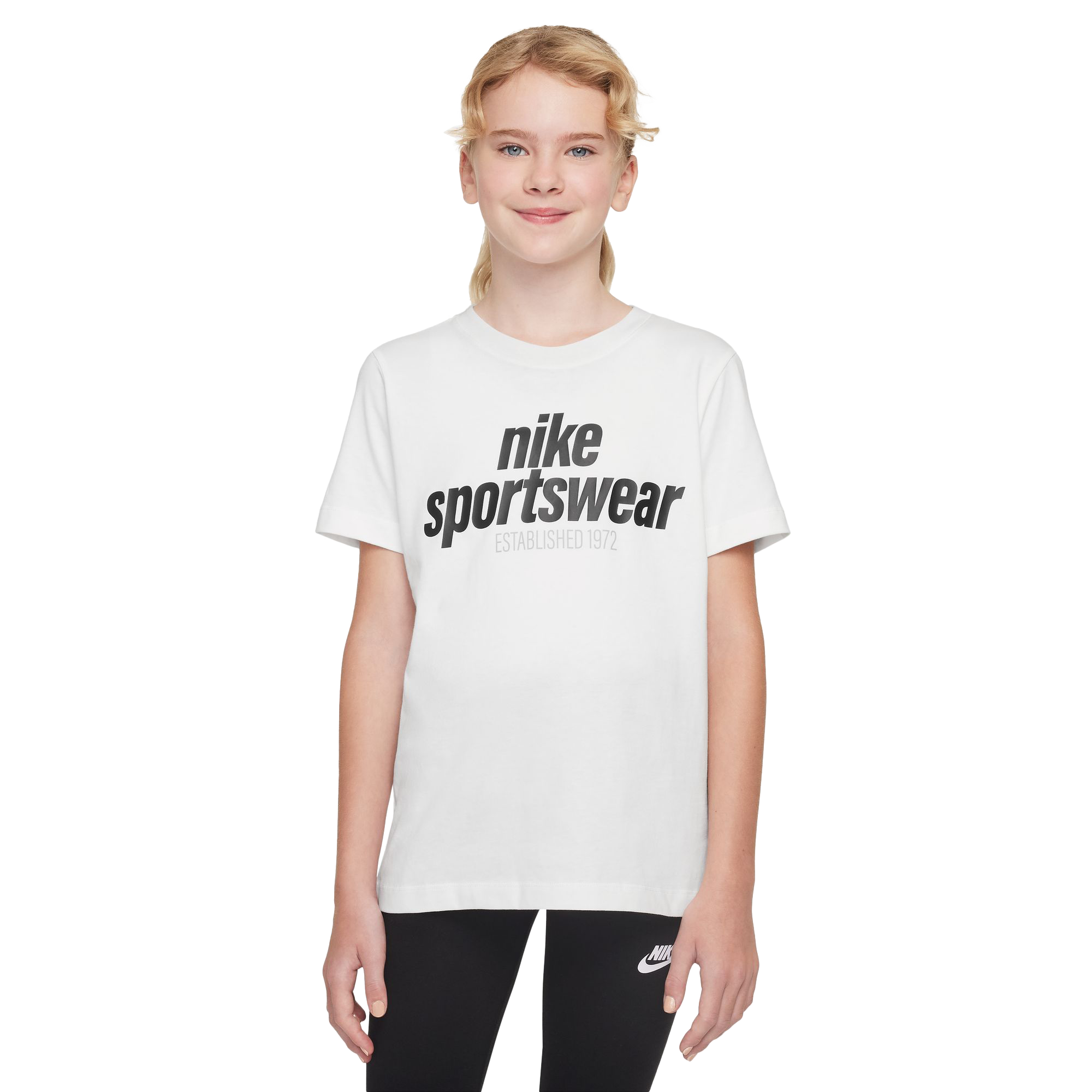 
NIKE, 
J Nsw Tee Club Fam, 
Detail 1
