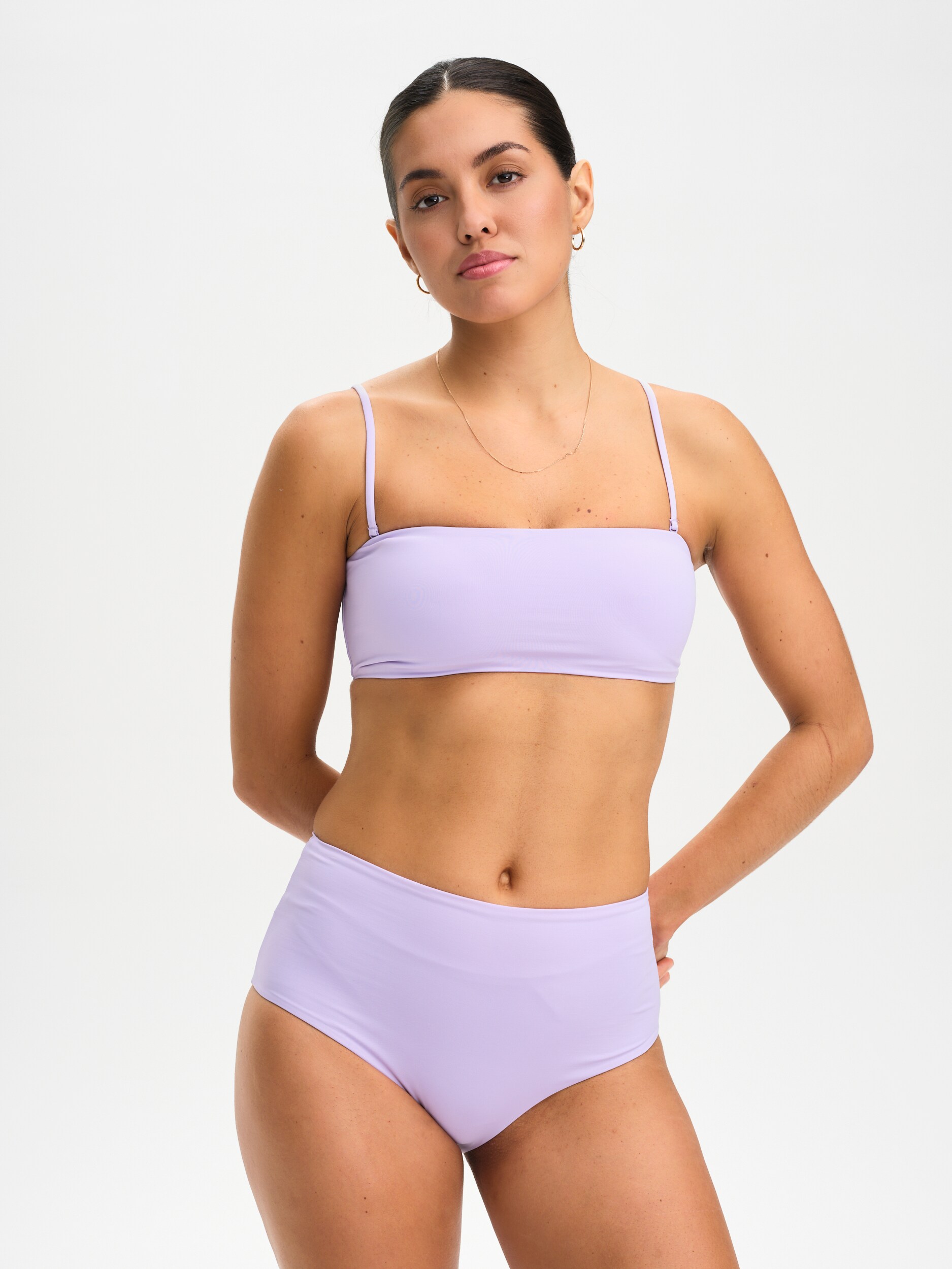 
SOC, 
W Beach High Brief, 
Detail 1
