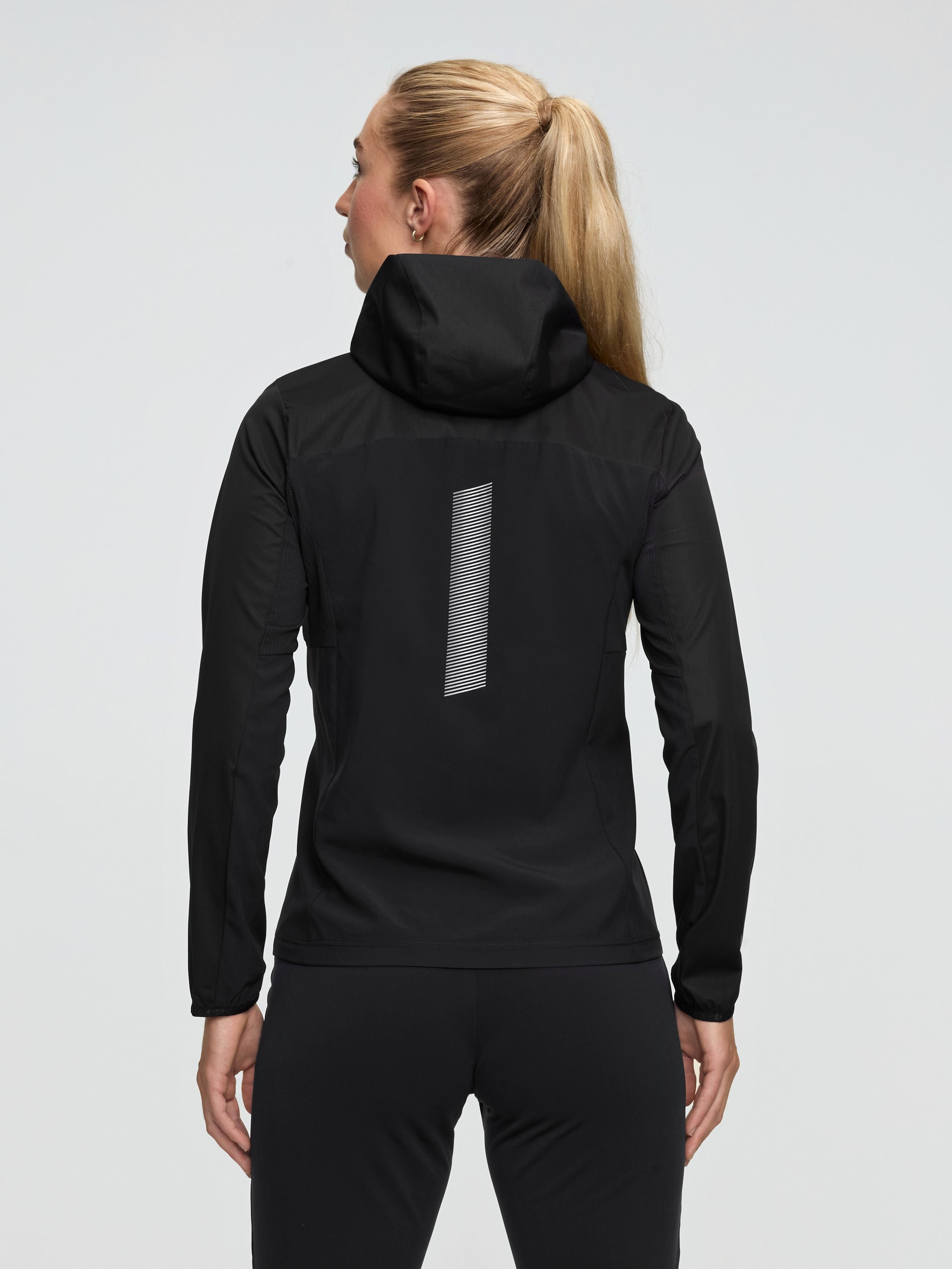 DAHLIE, W Jkt Winter Run Protect