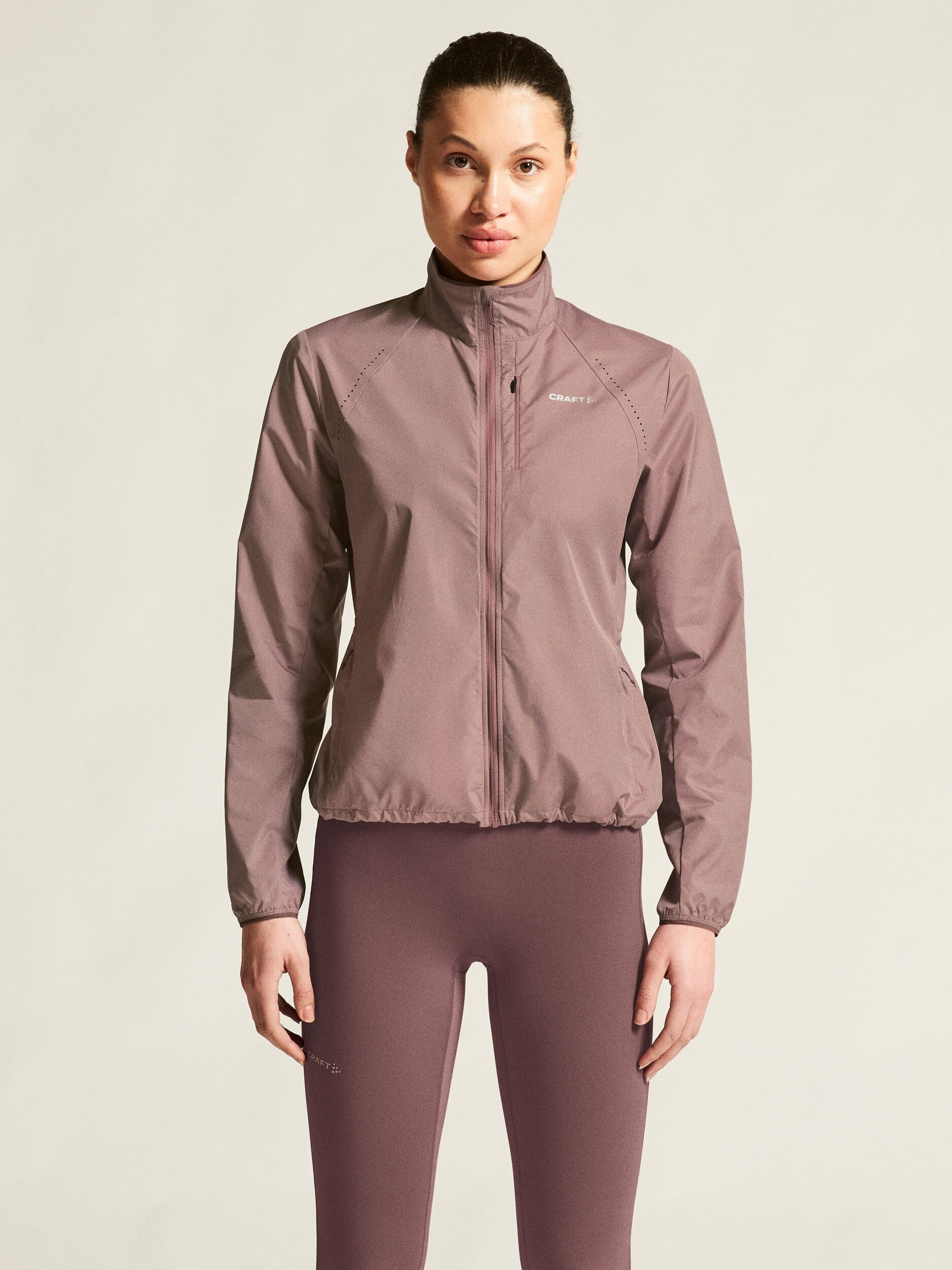 
CRAFT, 
W ESSENCE WIND JACKET 2, 
Detail 1
