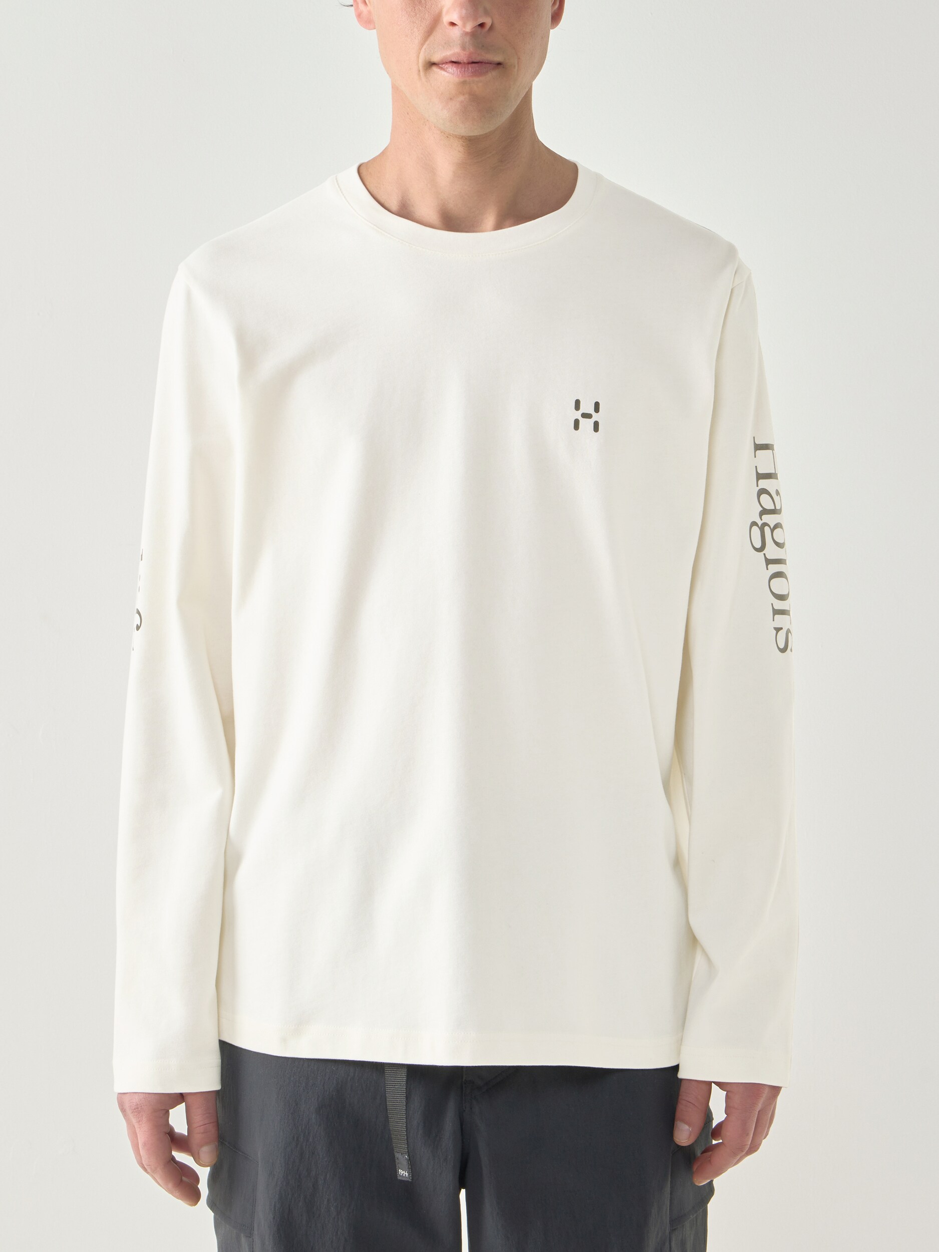 
HAGL&Ouml;FS, 
M Brand Long Sleeve Tee, 
Detail 1
