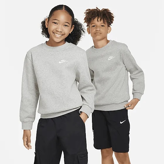 387172104101 NIKE J Nsw Club Flc Crew Ls Lbr 387172104101 NIKE J Nsw Club Flc Crew Ls Lbr Model01 Detail