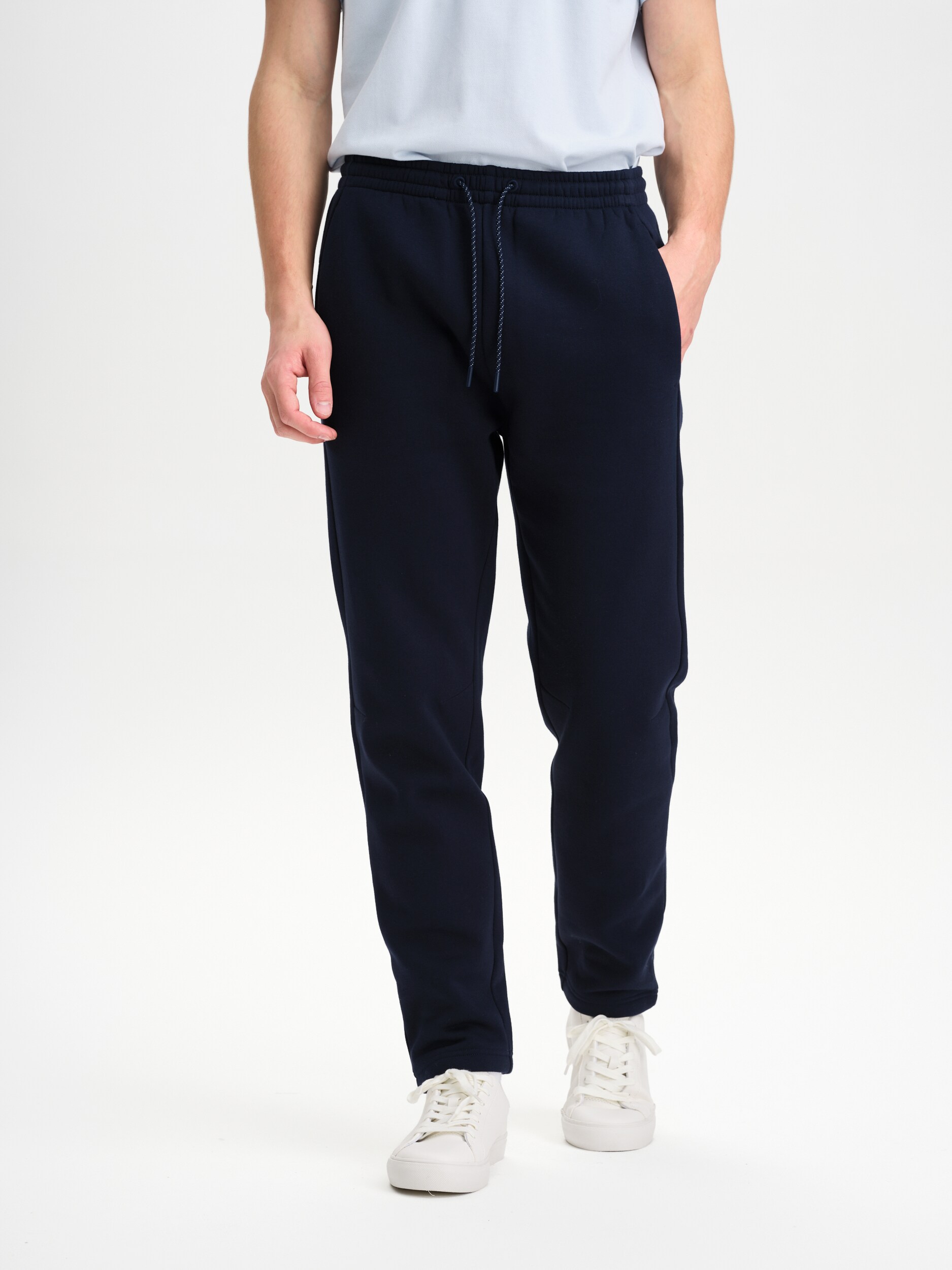 
RACE MARINE, 
M RACE TAPERED PANT, 
Detail 1
