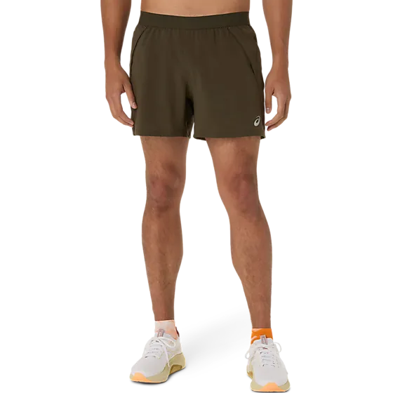 401654102102 ASICS M Road 5in Shorts 401654102102 ASICS M Road 5in Shorts Model01 Detail