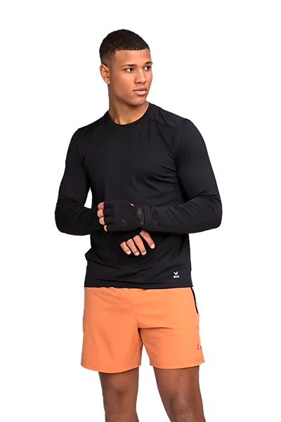 376756103101 SOC M Prime Longsleeve 376756103101 SOC M Prime Longsleeve Model01 Detail