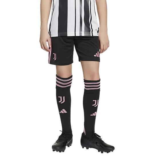 404260101101 ADIDAS Juve H Shorts Y 404260101101 ADIDAS Juve H Shorts Y Model01 Detail