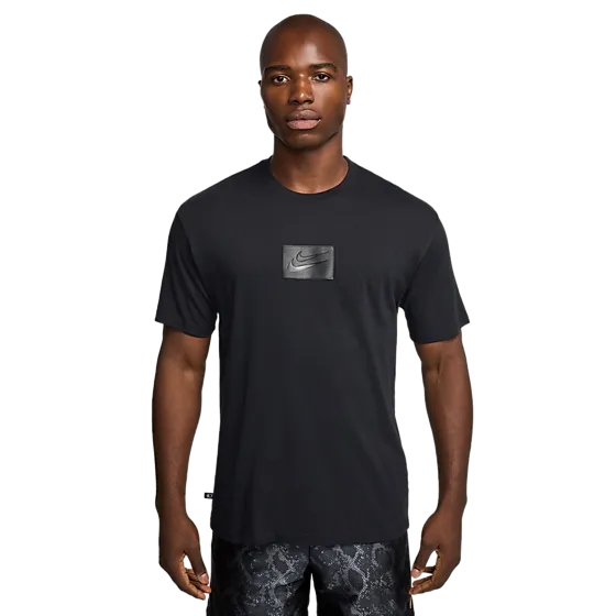 403243101101 NIKE Kd M Nk M90 Tee 403243101101 NIKE Kd M Nk M90 Tee Model01 Detail
