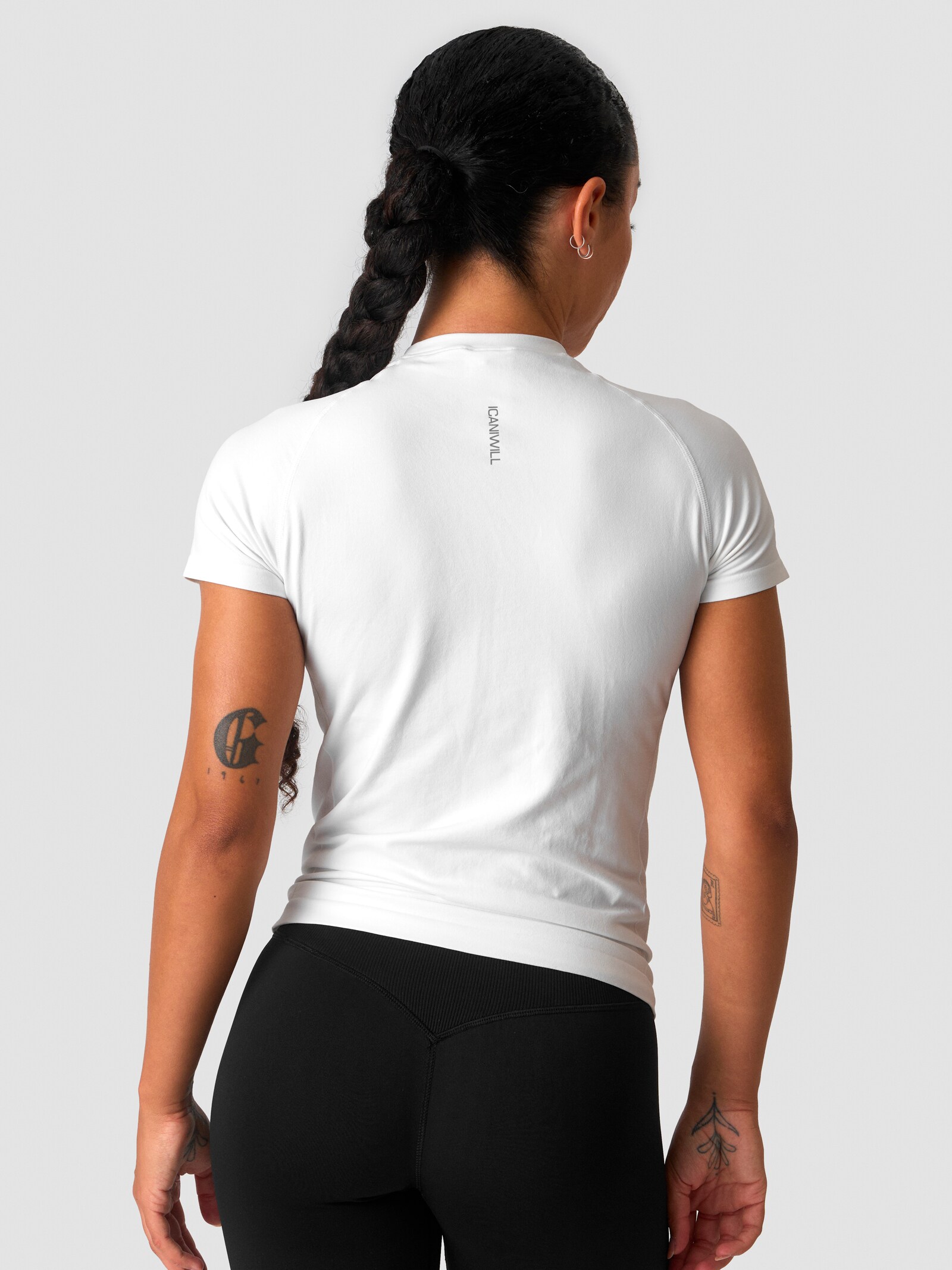 ICANIWILL, DEFINE SEAMLESS T-SHIRT W