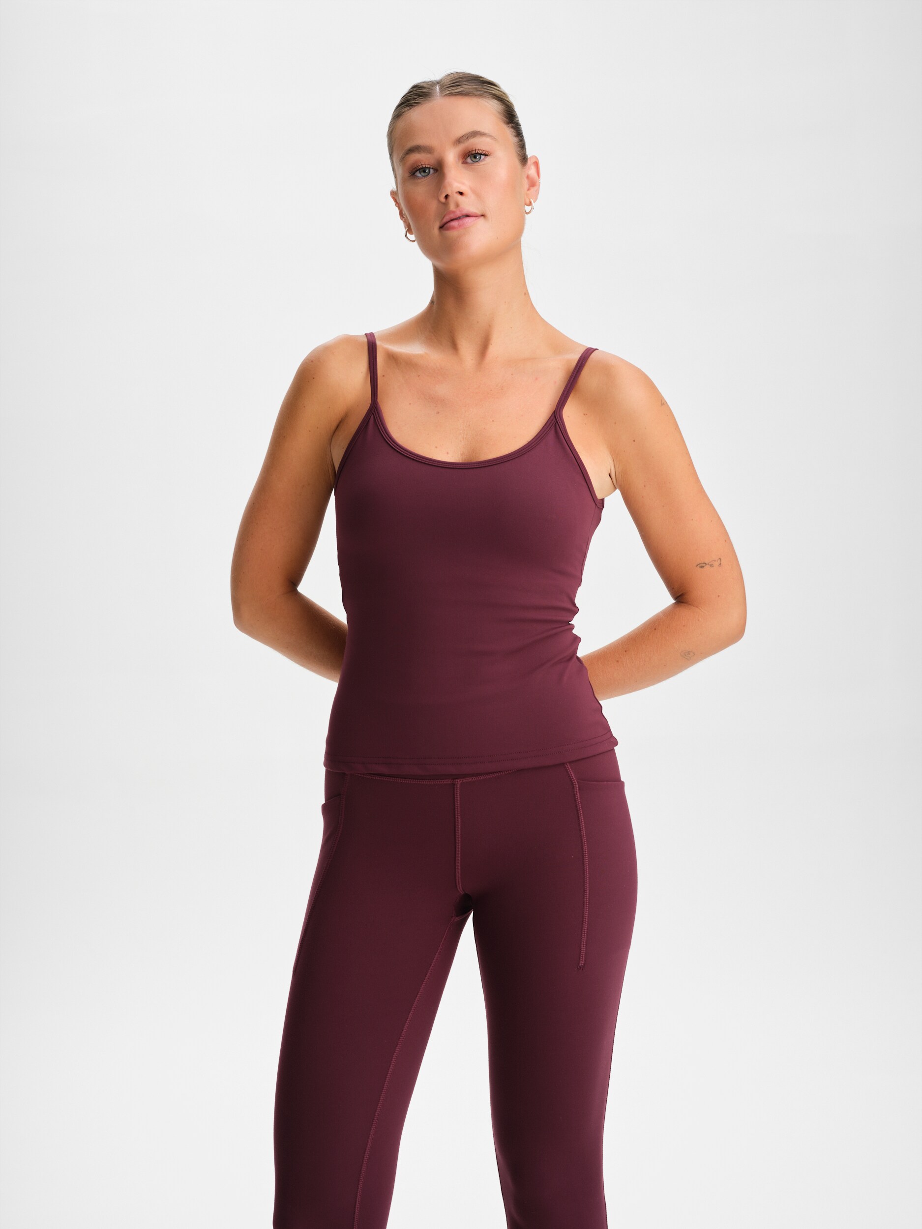 SOC, W Favourite Singlet