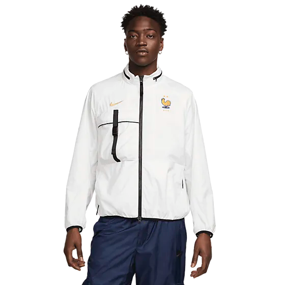 393677101101 NIKE Fff M Nk Halo Anthm Jkt 393677101101 NIKE Fff M Nk Halo Anthm Jkt Model01 Detail