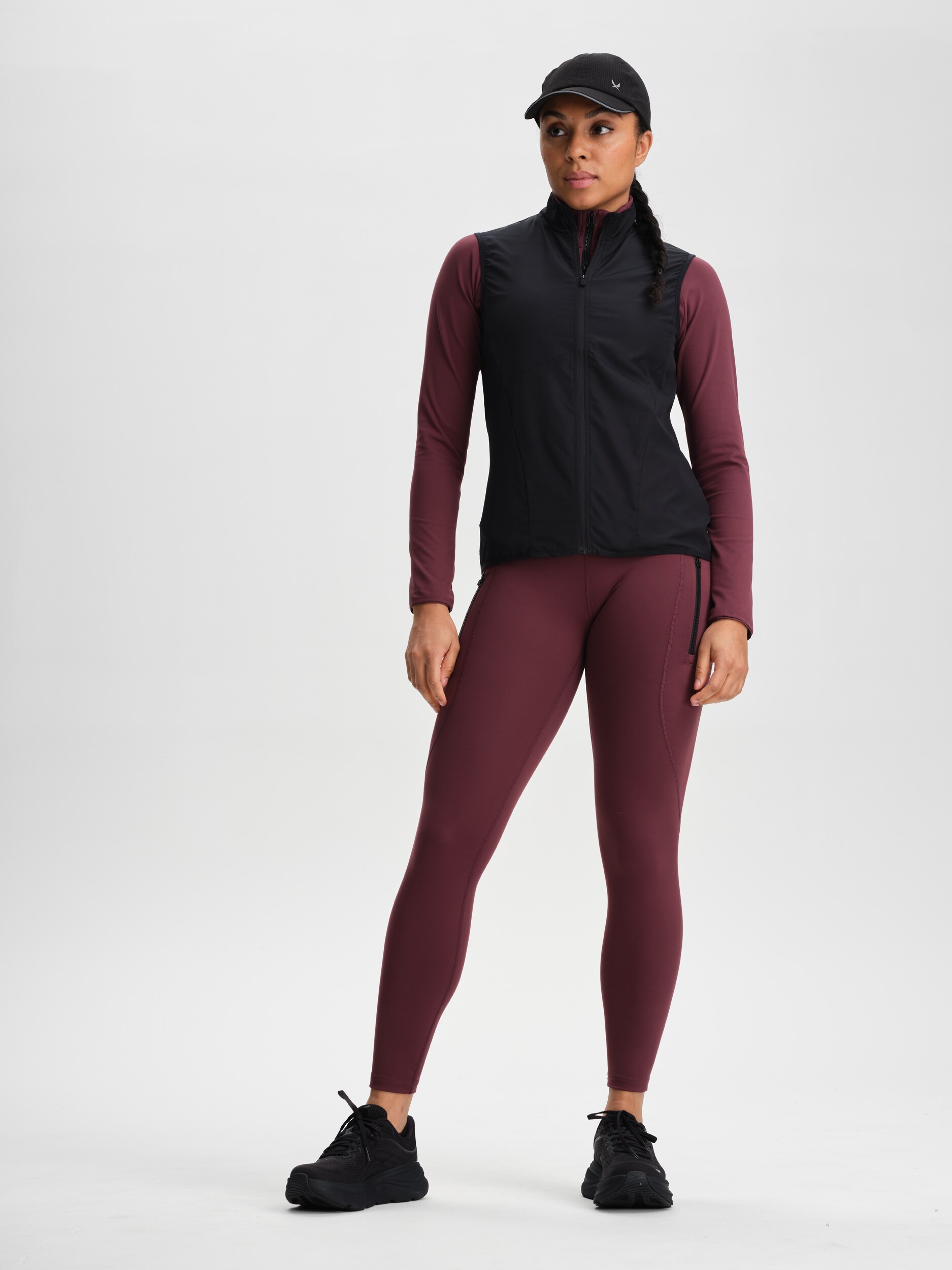 SOC, W Run Wind Vest