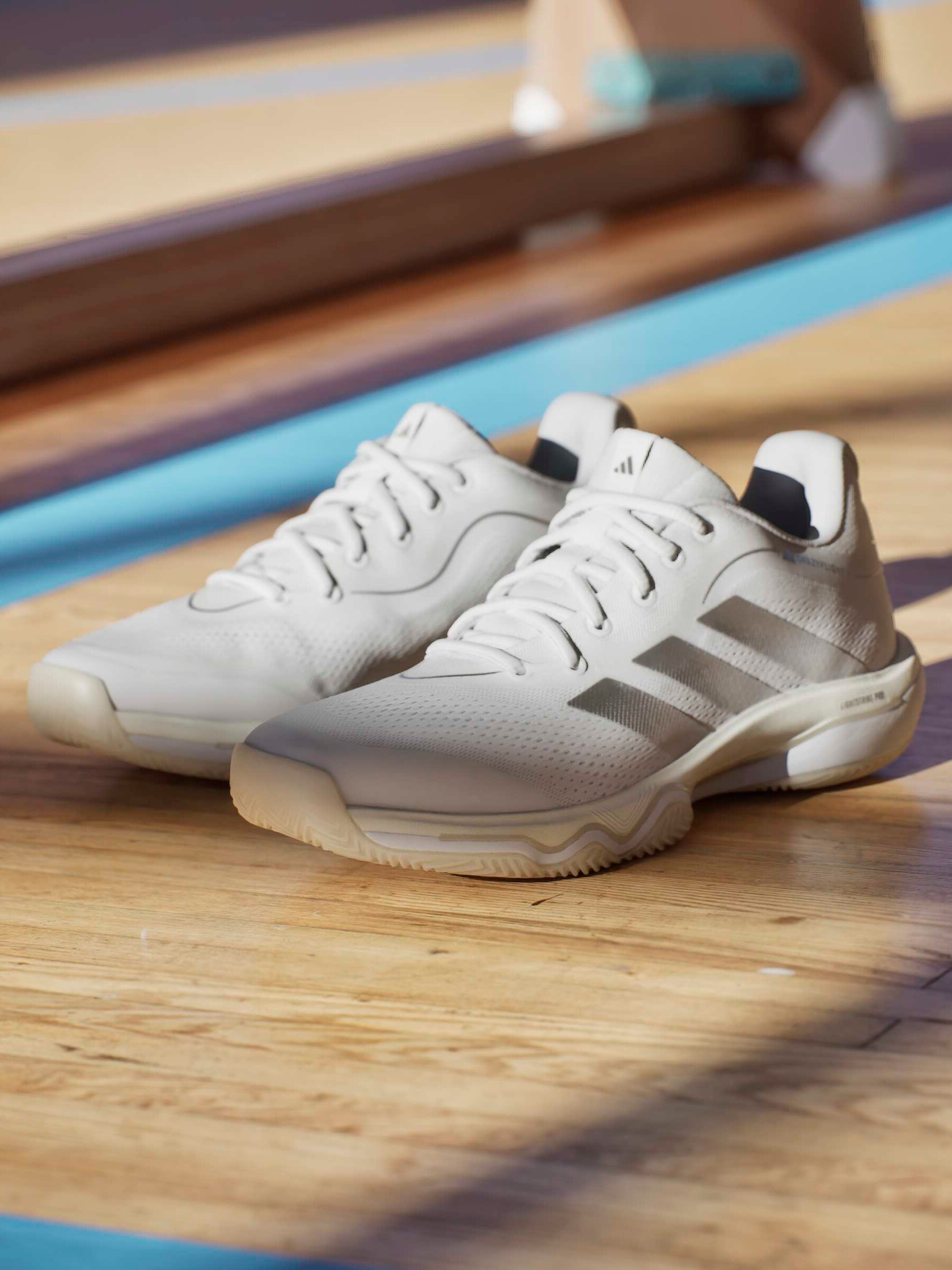 
ADIDAS, 
CRAZYFLIGHT 7 W, 
Detail 1

