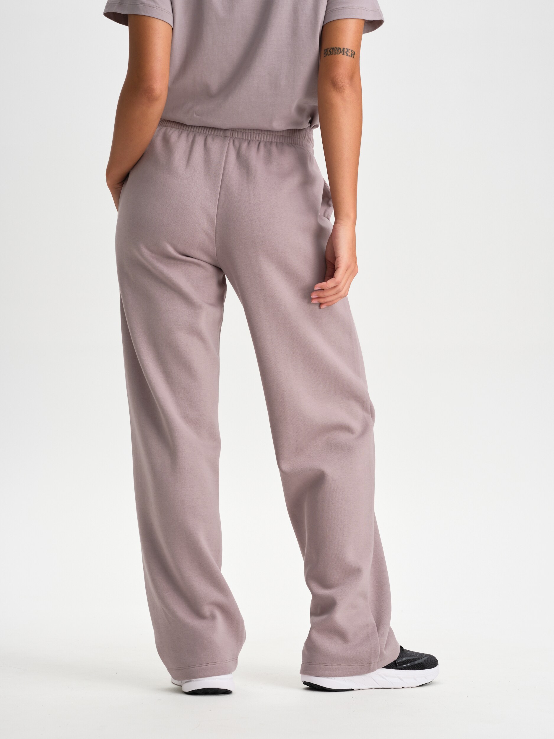 SOC, W Core Straight Pant