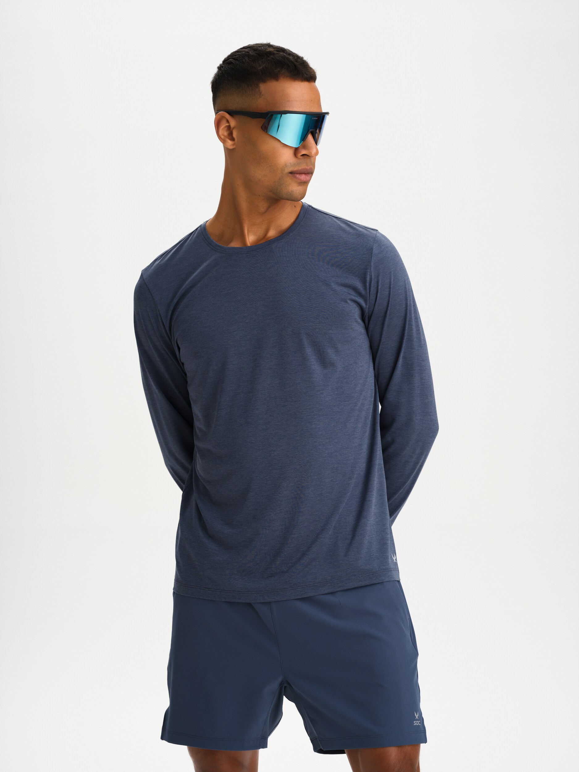 
SOC, 
M Run Long Sleeve Top, 
Detail 1
