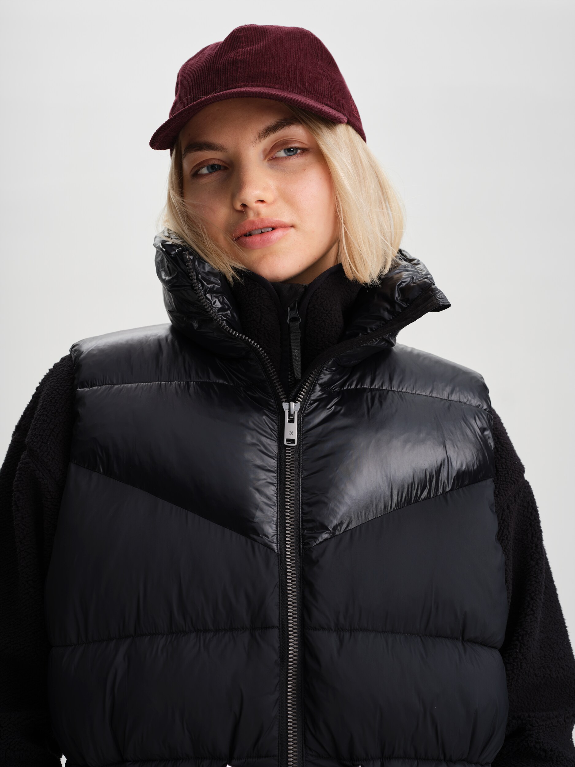 EVEREST, W Misti Vest