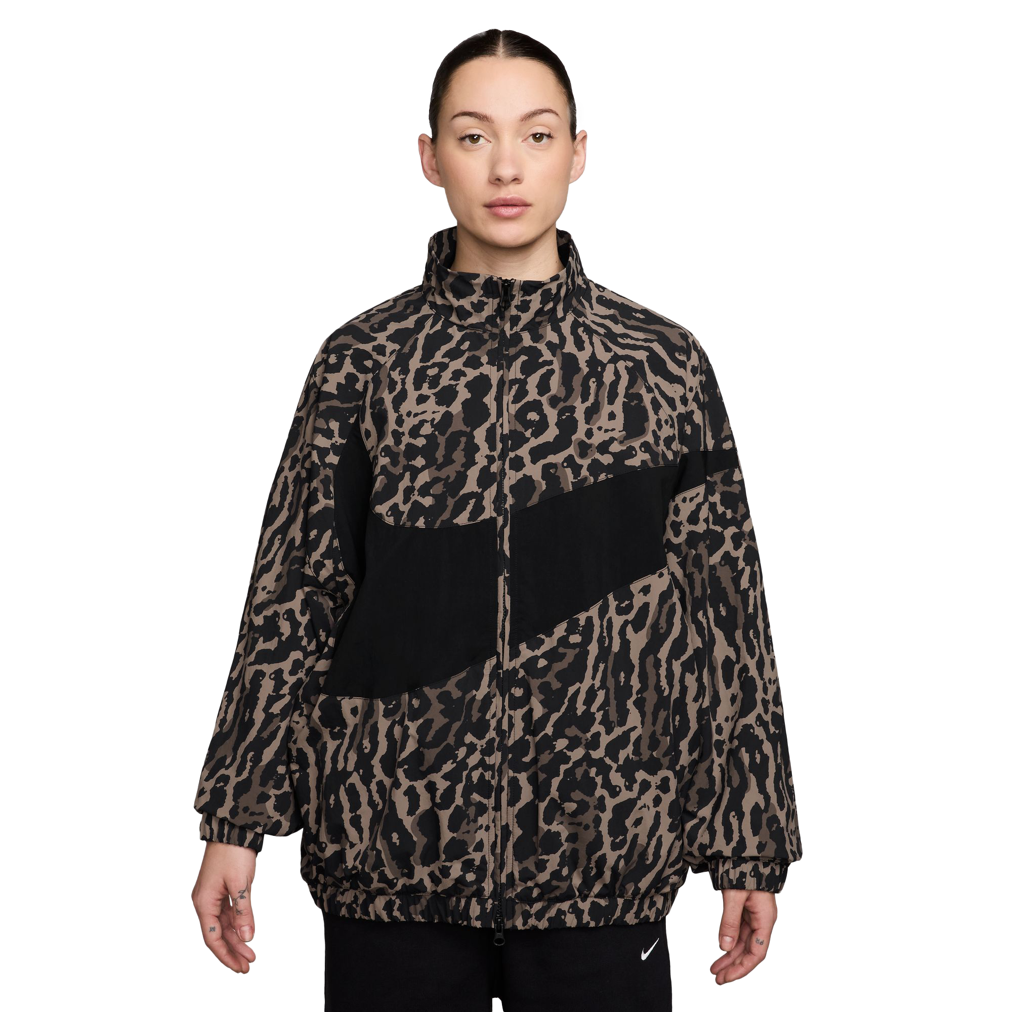 
NIKE, 
Women's Woven Printed Jacket, 
Detail 1
