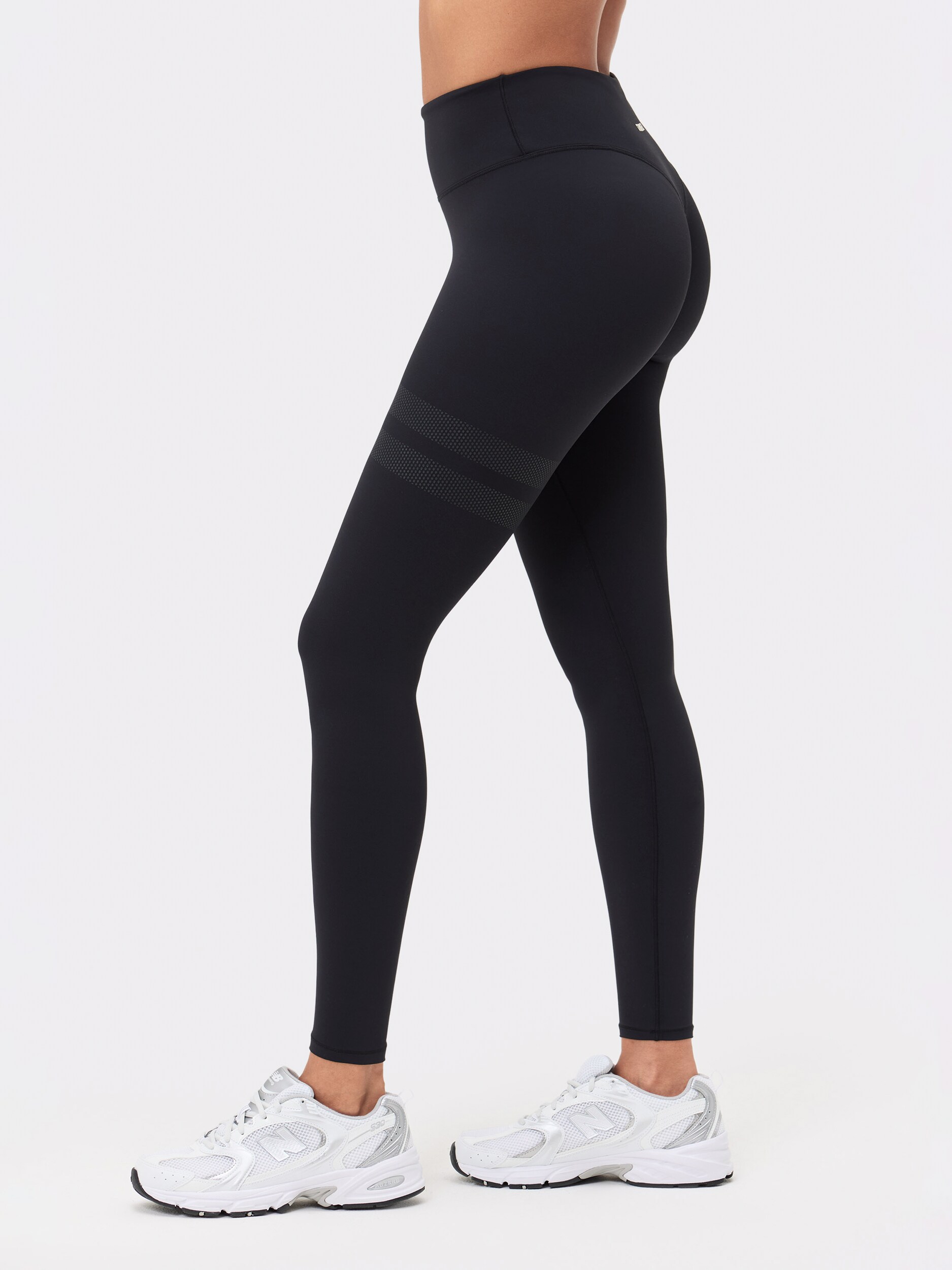 STRONGER, THE SIGNATURE ONE CONTOUR LEGGINGS