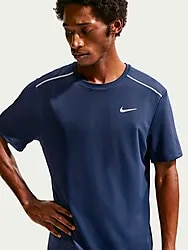 M NK DF UV MILER SS UV SHORT - MIDNIGHT NAVY Model01 Small1x1