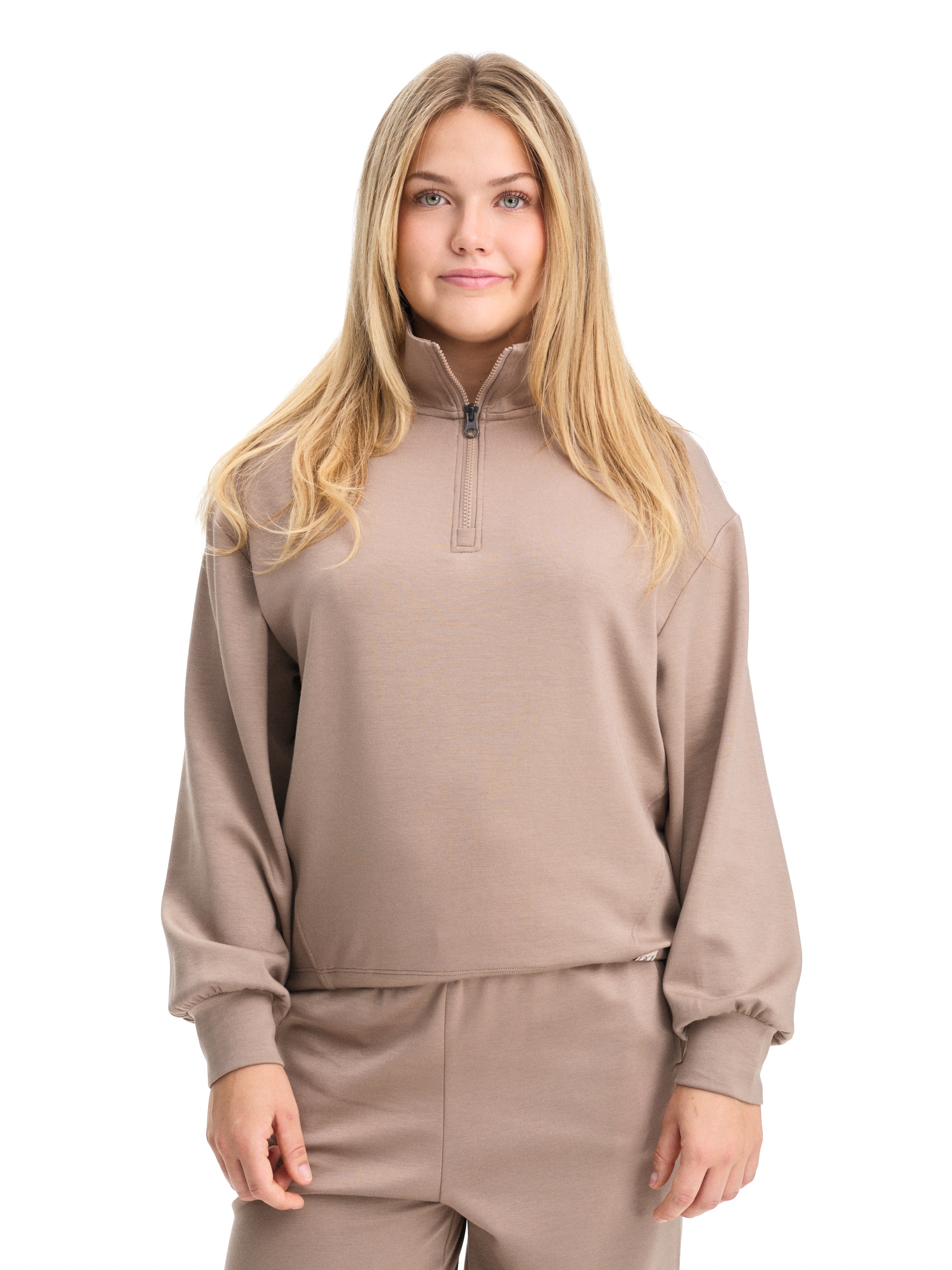 
LE DON DE VIE, 
Lounge Half Zip W, 
Detail 1
