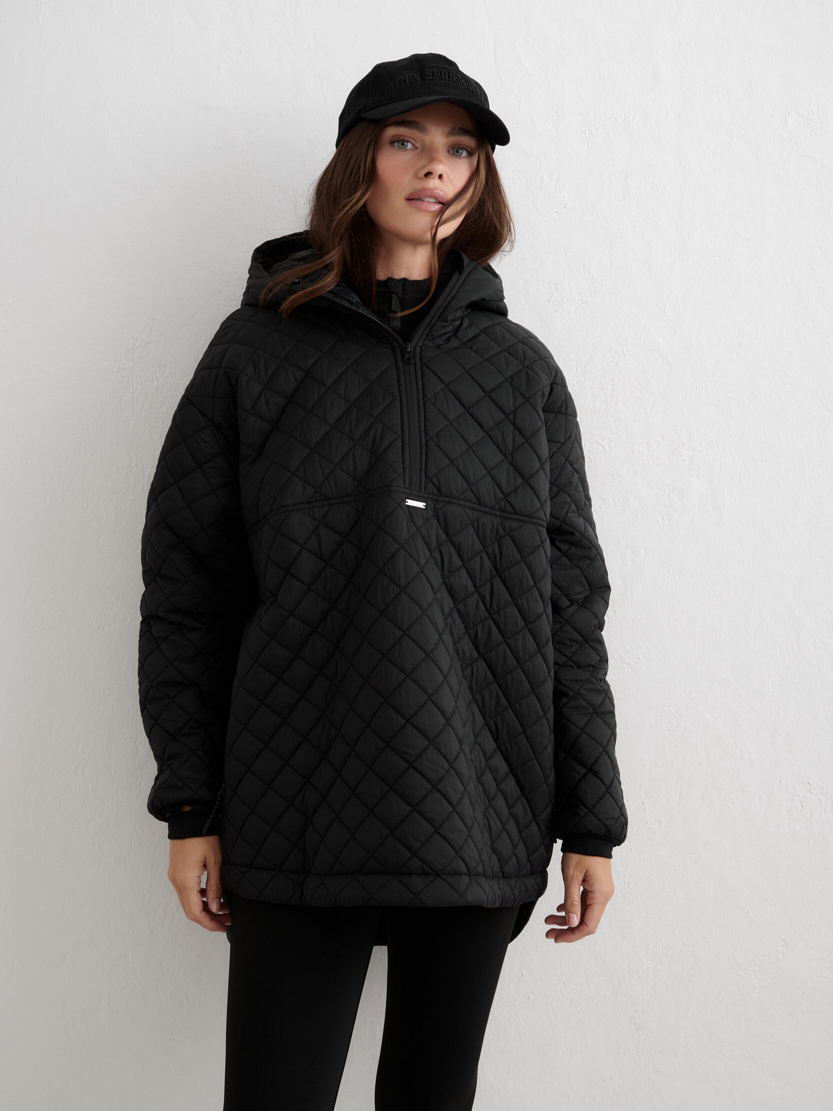 
AIM&acute;N, 
W QUILTED ANORAK, 
Detail 1
