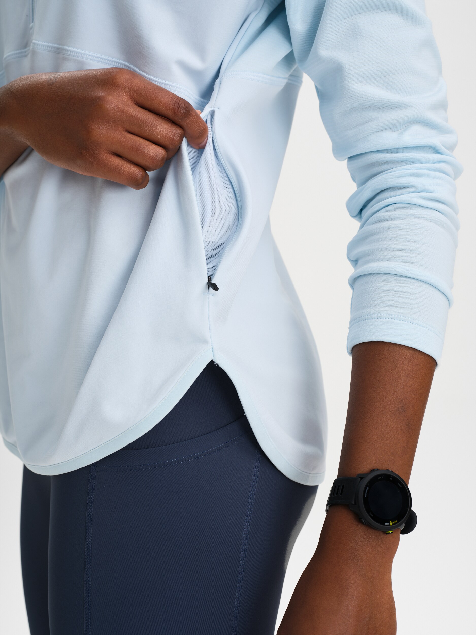 SOC, W Run Endure Hood