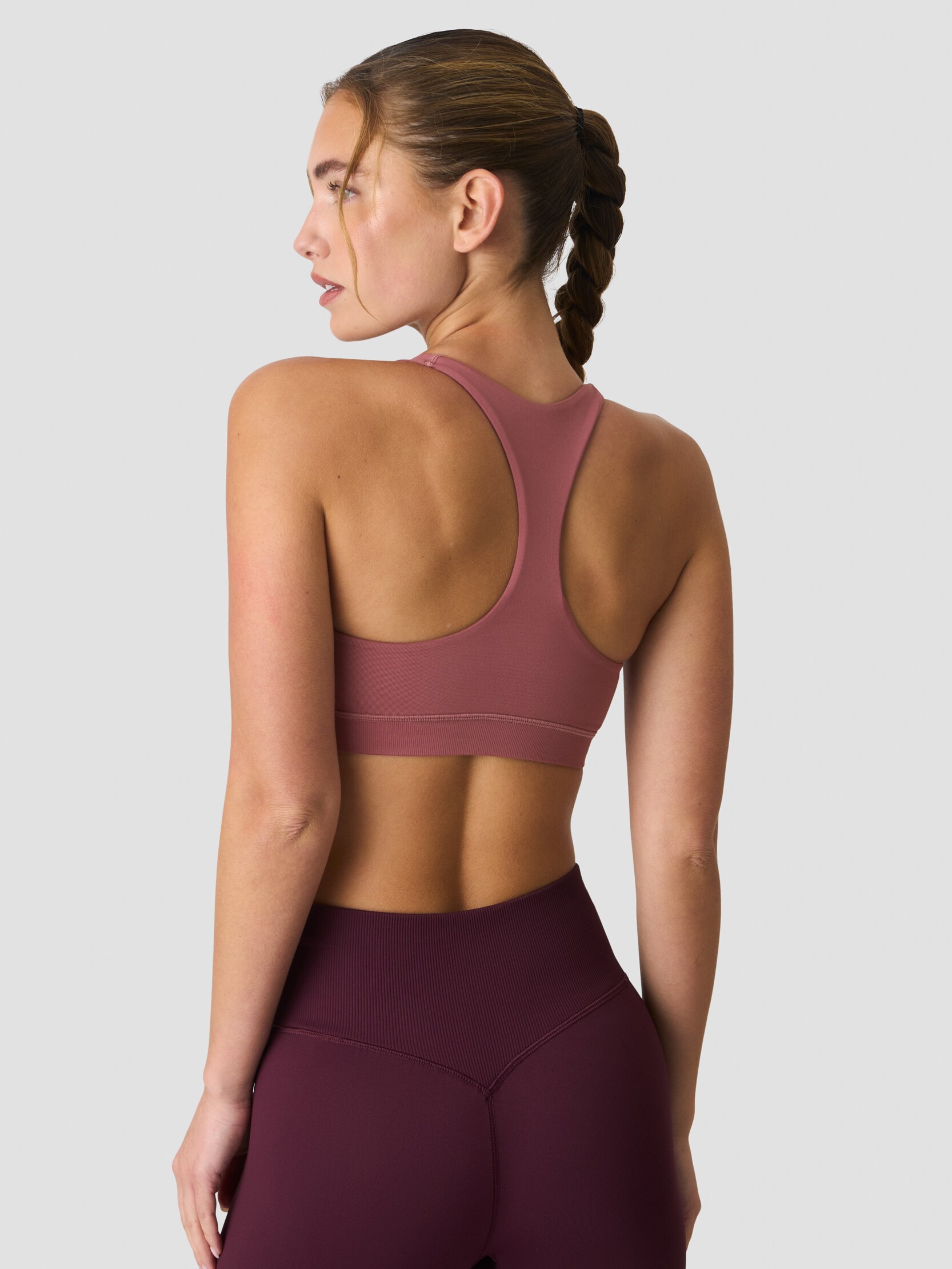 ICANIWILL, DEFINE SEAMLESS RACER BACK SPORTS BRA W