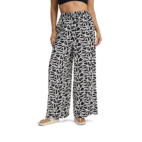 403148101101 SOC W Beach Kaftan Pant 403148101101 SOC W Beach Kaftan Pant Model01 Detail