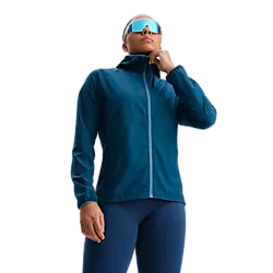 W Run Wind Jacket - Deep Sea Blue Model01 Small1x1