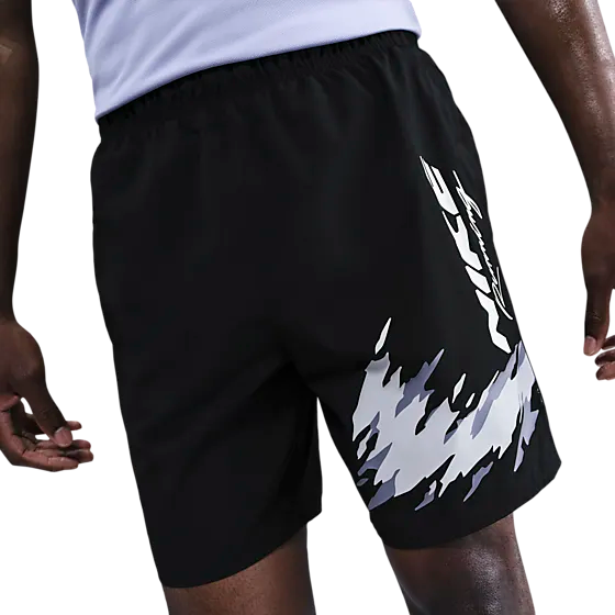 708015101101 NIKE  M Run Energy Challenger Short 708015101101 NIKE M Run Energy Challenger Short  Model01 Detail