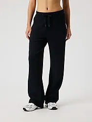 W STUDIO SOFT SWEATPANTS - BLACK BEAUTY Model01 Small1x1