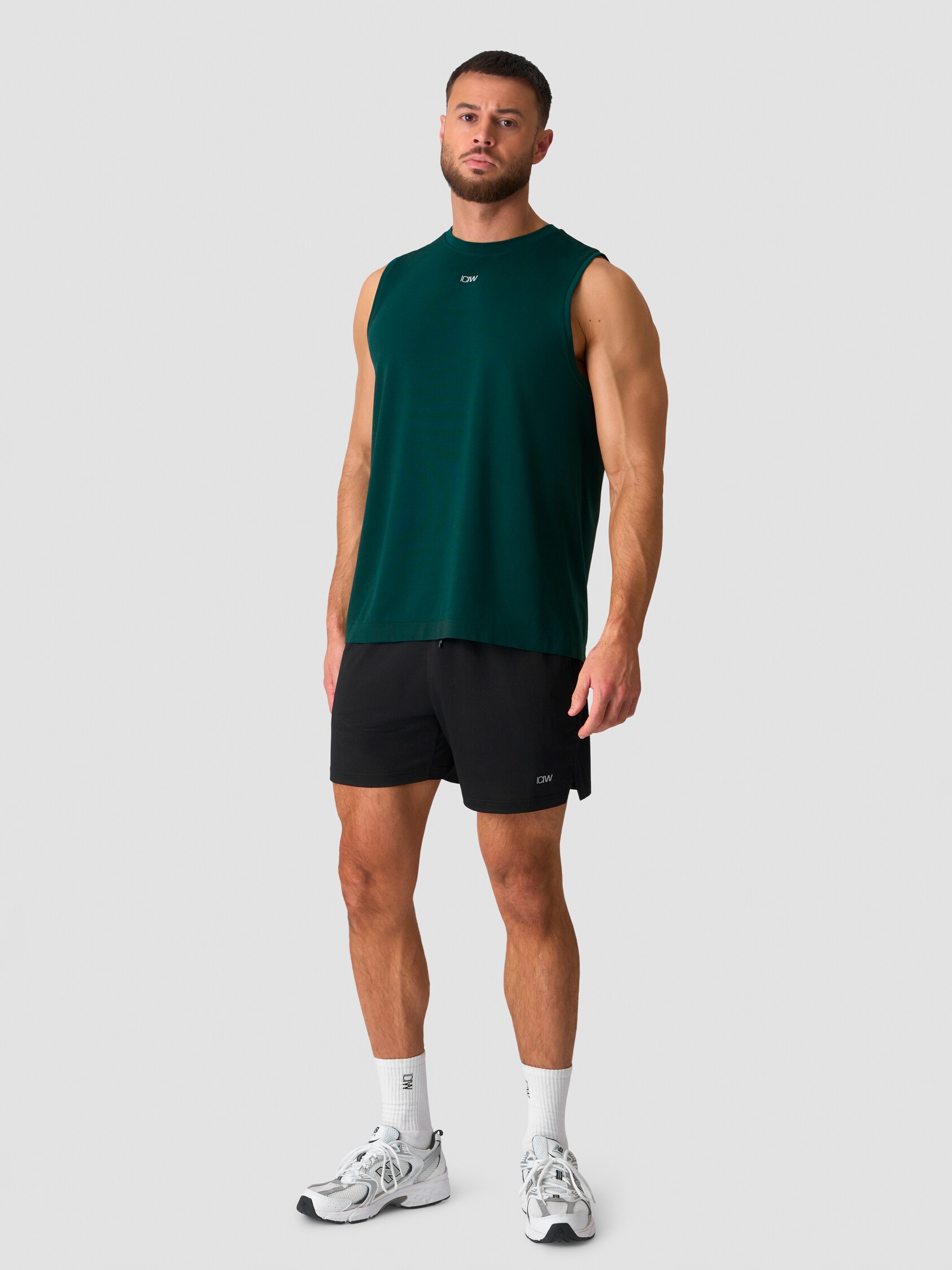 ICANIWILL, STRIDE SLEEVELESS TEE M
