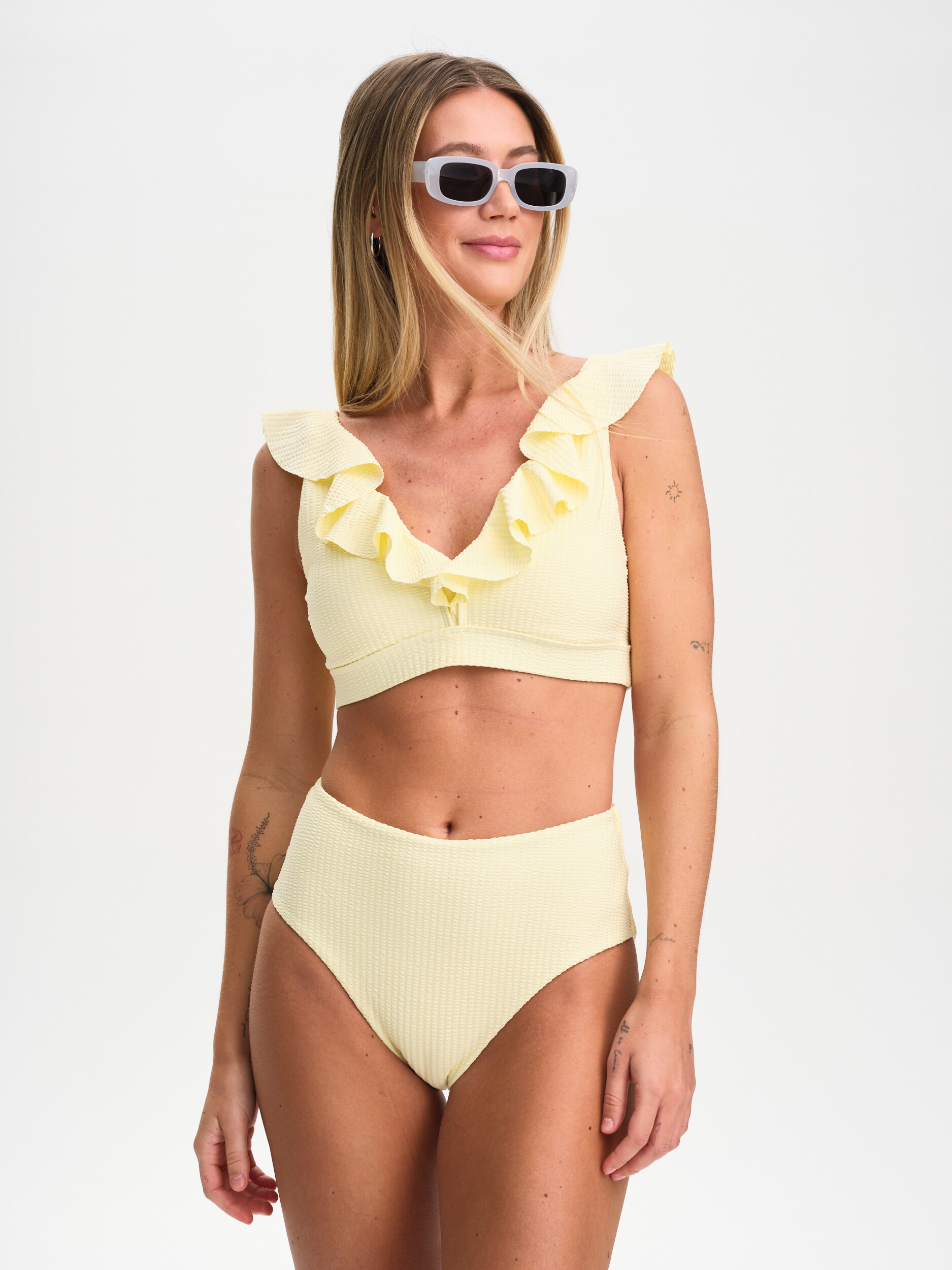 
RACE MARINE, 
W ANTHEA HIGH BRIEF, 
Detail 1
