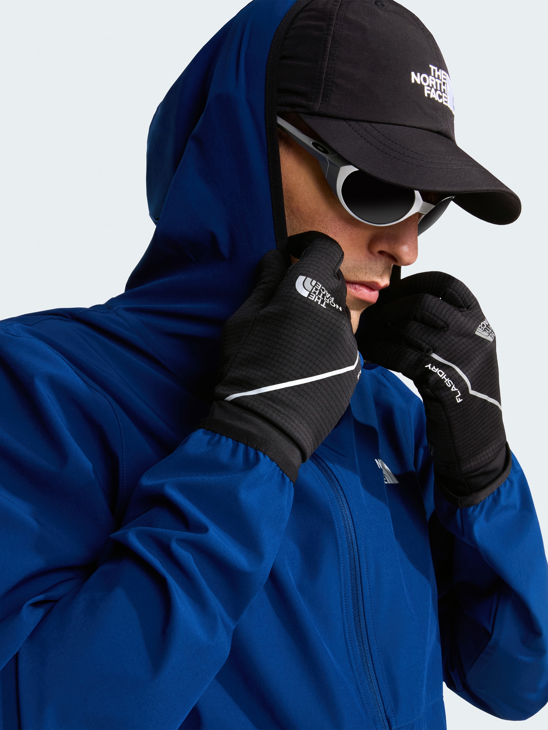 
THE NORTH FACE, 
M FLEX FLASHDRY GLOVE, 
Detail 1
