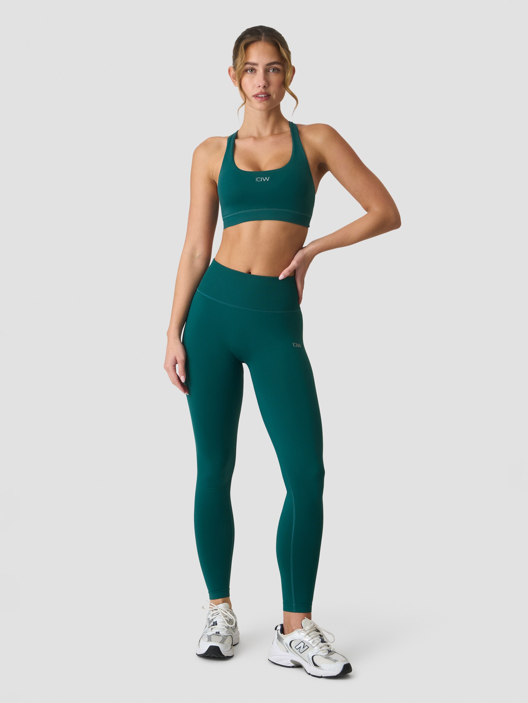 ICANIWILL, DEFINE SEAMLESS RACER BACK SPORTS BRA W