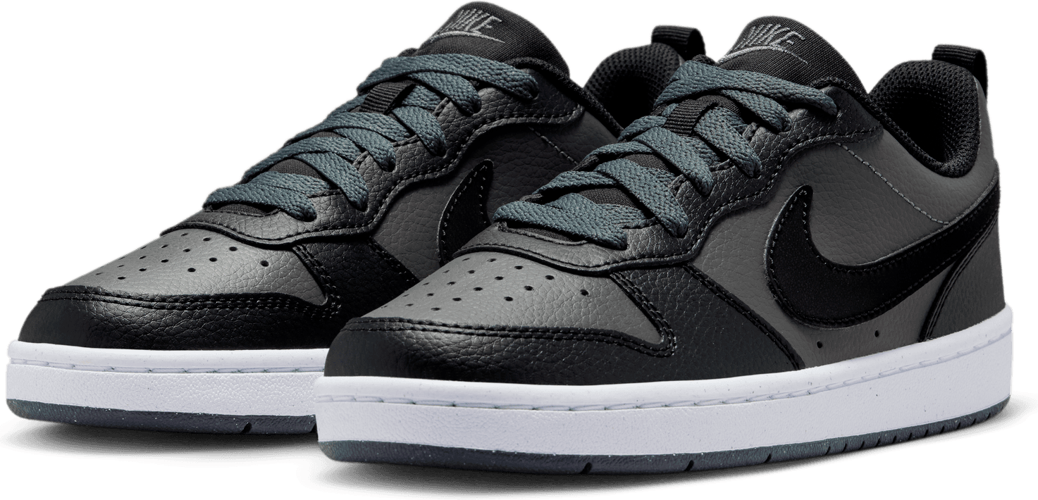 NIKE, J COURT BOROUGH LOW GS