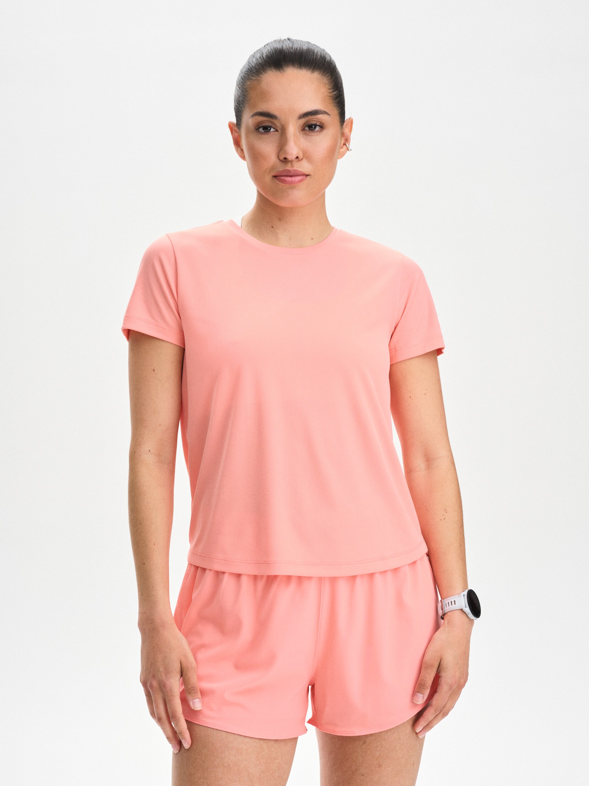 
SOC, 
W Run Mesh Tee, 
Detail 1
