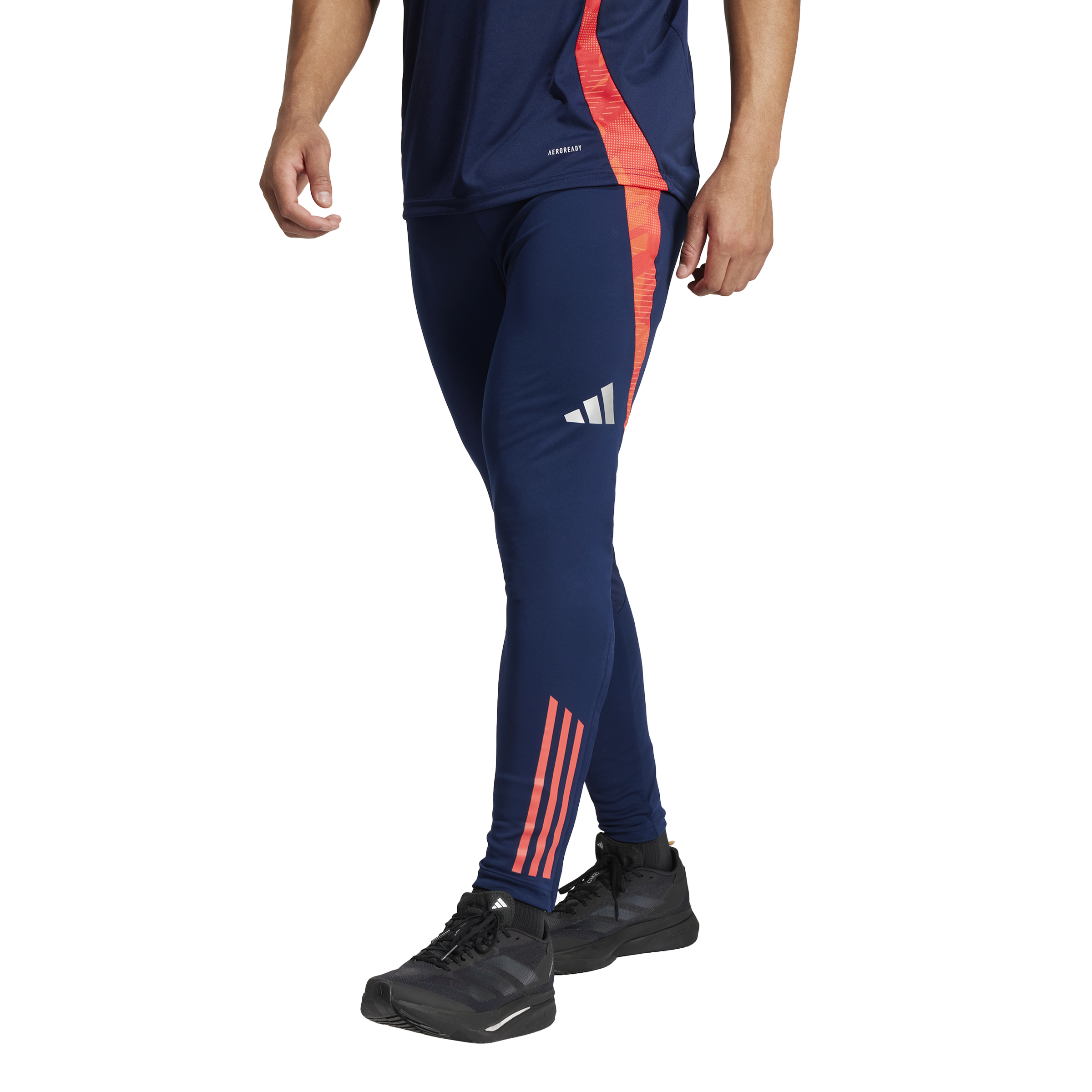 
ADIDAS, 
Mufc Tr Pnt, 
Detail 1
