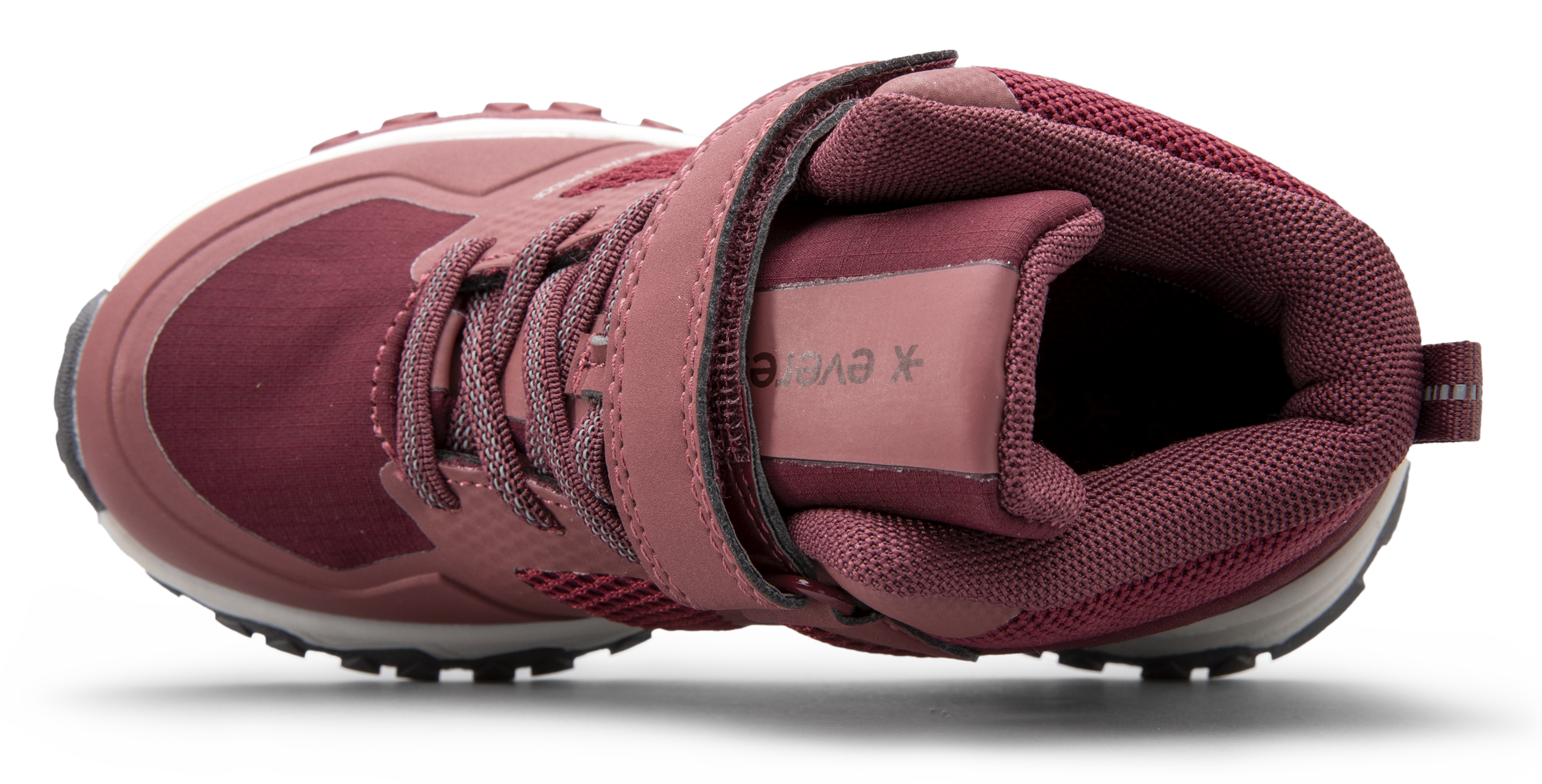 EVEREST, K Shields Outdoor Mid