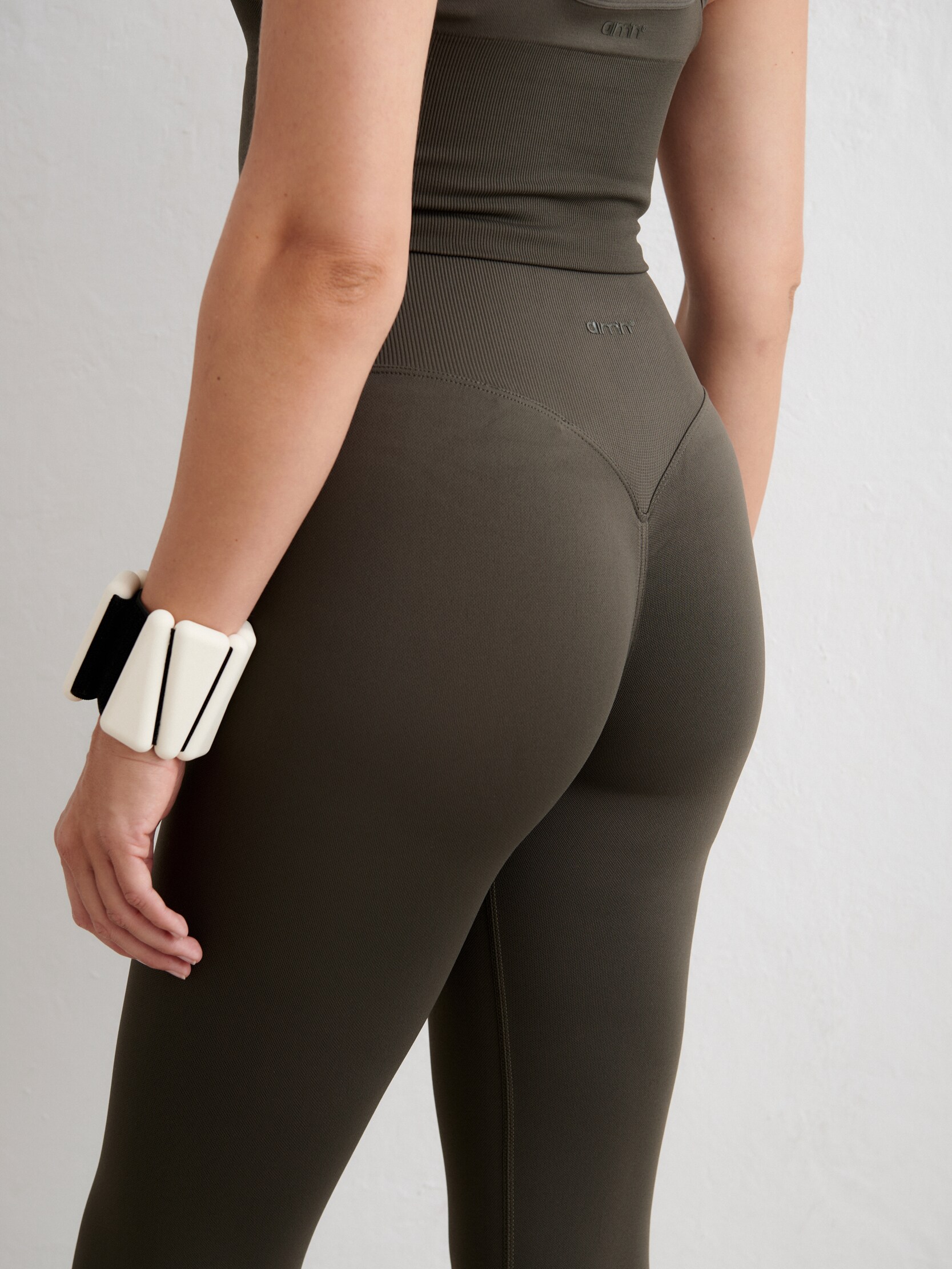 AIM&acute;N, Shape Seamless Tights