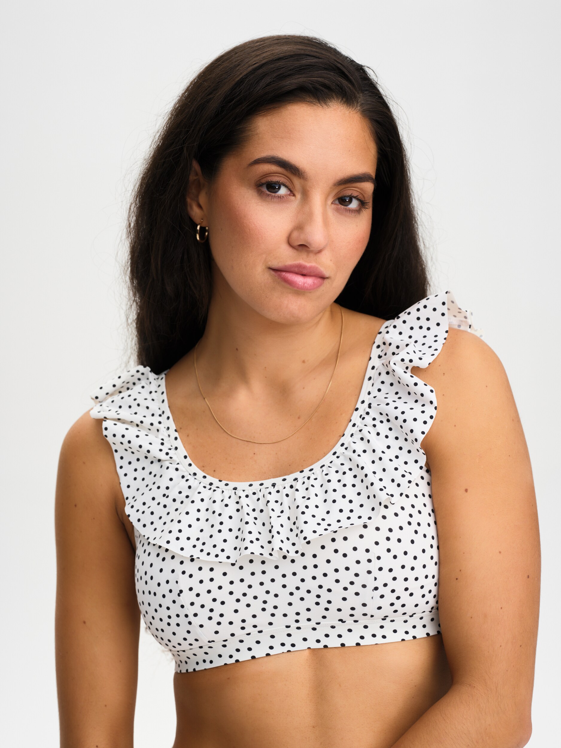 SOC, W Beach Frill Top